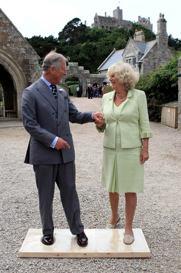 Le prince Charles a fait don des vieux rideaux de sa résidence officielle de Clarence House pour qu'ils connaissent une seconde vie...