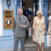 Le prince Charles a fait don des vieux rideaux de sa résidence officielle de Clarence House pour qu'ils connaissent une seconde vie...