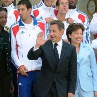 Nicolas Sarkozy, Roselyne Bachelot et Rama Yade honorent l'équipe de France d'athlétisme... avant la quille !