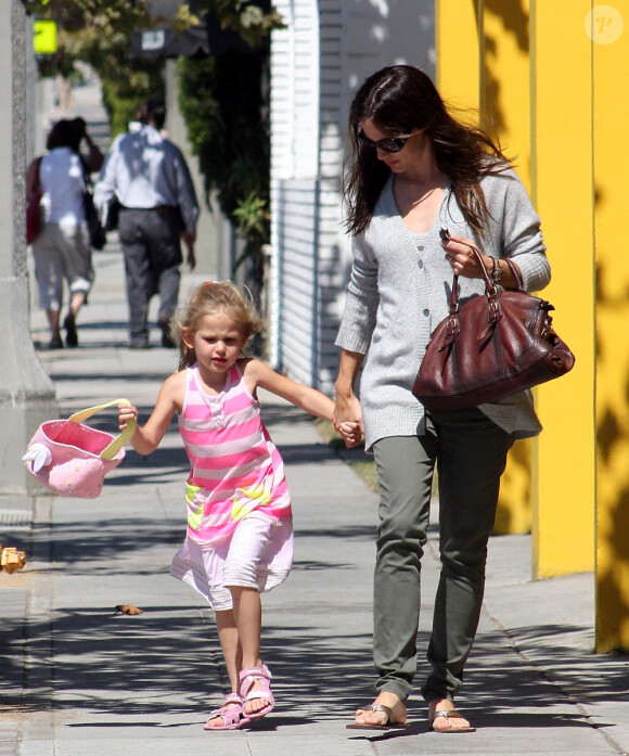 Jennifer Garner et sa petite Violet (4 août 2010 à Los Angeles)