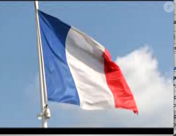 Le drapeau français, un indice pour le secret de... ?