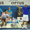 Lundi 9 août, en double à Toronto, Rafael Nadal et Novak Djokovic ont été éliminés par deux inconnus canadiens... (photo : en janvier 2010 lors d'un match caritatif au profit de Haïti)