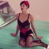 Jennifer Ayache et Superbus publient un best of en septembre 2010, pour célébrer leurs 10 ans d'existence, Happy BusDay. Premier extrait inédit : Mes défauts, servi par un clip très fifties et très pin-up !