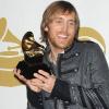 David Guetta a réussi son pari : conquérir les Etats-Unis, où ses talents de producteur lui ouvrent désormais toutes les portes. Mais son omniprésence ne fait pas que des heureux...