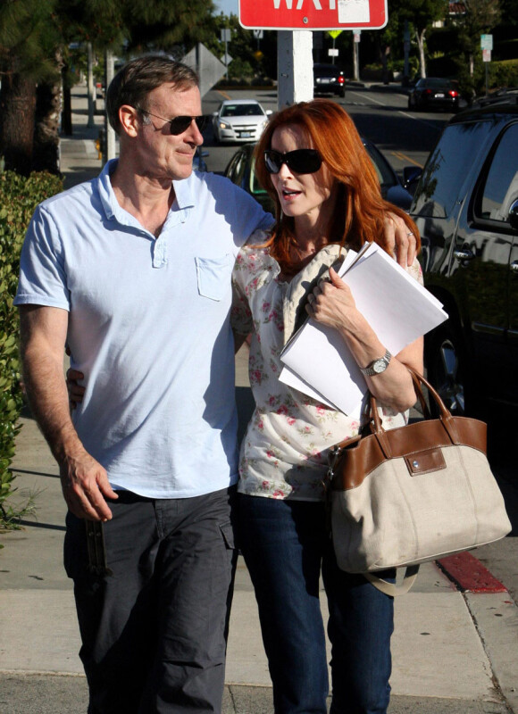 Marcia Cross et son mari Tom Mahoney : balade en amoureux à Santa Monica le 21 août 2010