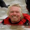 Richard Branson tente une seconde traversée de la Manche en kitesurf, le mercredi 25 août 2010.