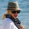 Gwen Stefani profite de ses fils Zuma et Kingston un dimanche après-midi sur la plage de Newport Beach le 29 août 2010
