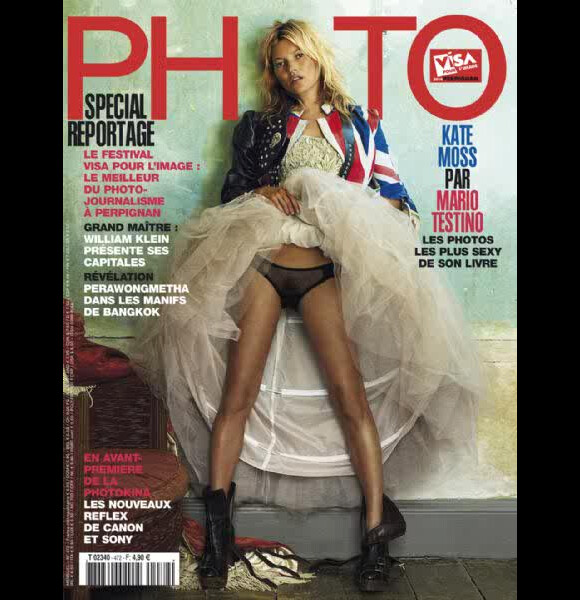 Kate Moss prise par Mario Testino pour la couverture du magazine Photo