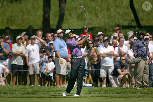 Au soir du 6 août 2010, Tiger Woods sauvegarde sa place de numéro un mondial et reste en lice en FedExCup...