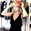 Nicole Richie faisant son shopping tendance pour le site mode whowhatwear.com.