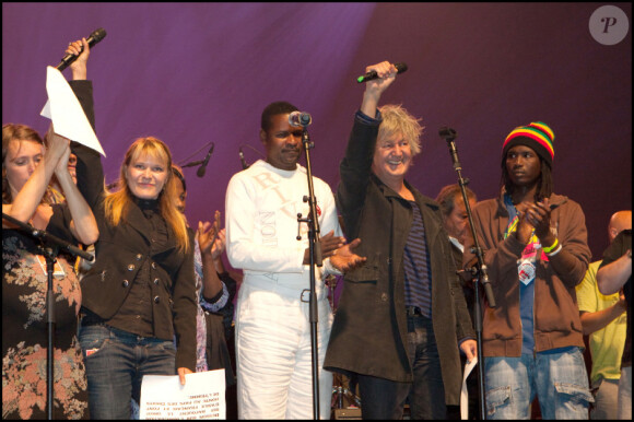 Jacques Higelin lors du concert Rock sans papiers le samedi 18 septembre en soutien aux travailleurs et familles sans papiers.