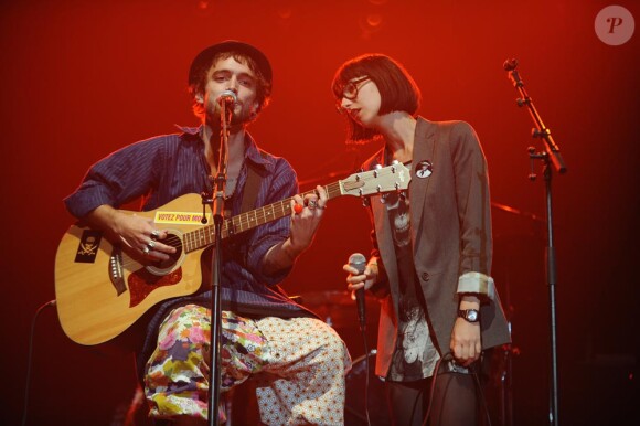 Soan et Lussi lors du concert de solidarité Rock sans papiers à Bercy le 18 septembre 2010