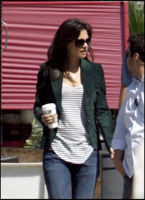 Katie Holmes sur le tournage de Jack & Jill à Los Angeles le 7 octobre 2010