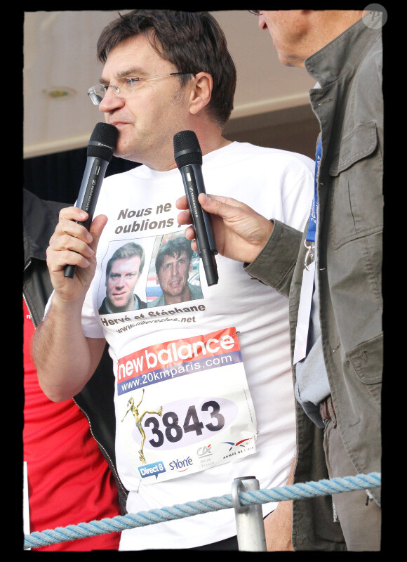 Patrick Montel lors de la 32e édition des "20 km de Paris", le 10 octobre 2010