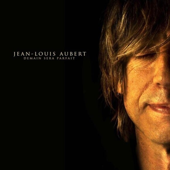 Jean-Louis Aubert publiera le 29 novembre un nouvel album solo, Roc éclair, annoncé par le single Demain sera parfait, en radios dès le 11 octobre.