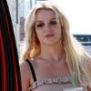 Britney Spears et ses fameux rajouts capillaires, à Beverly Hills, le 11 octobre 2010