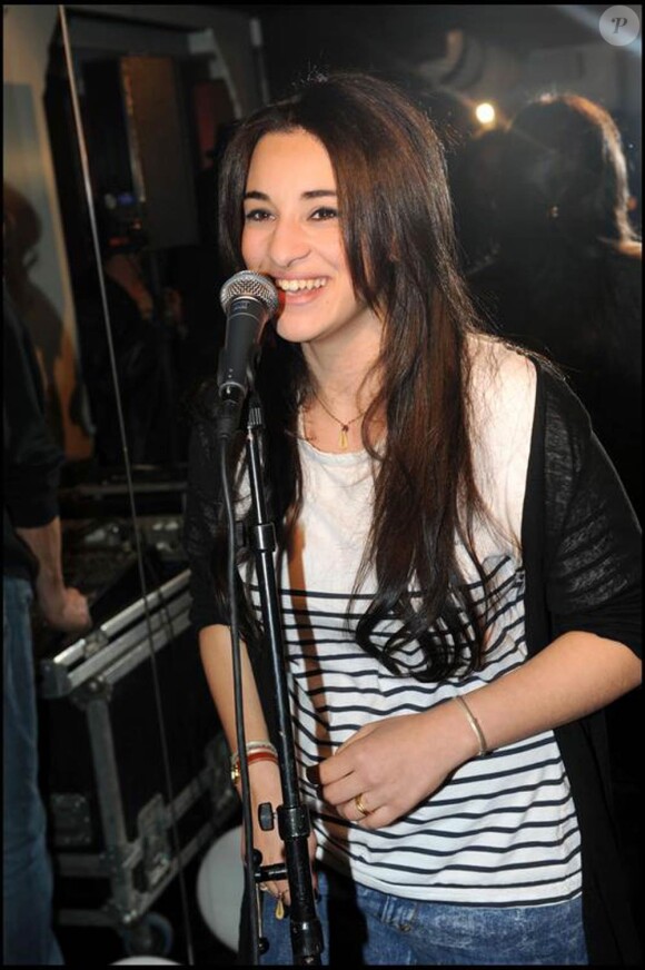 La chanteuse Camélia Jordana