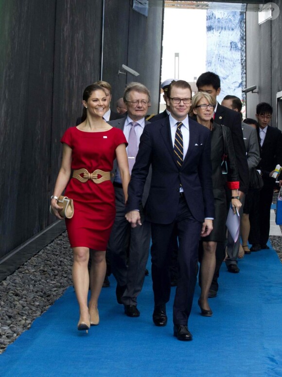 En octobre 2010, les jeunes mariés Victoria et Daniel de Suède effectuaient une visite de plusieurs jours en Chine pour promouvoir les productions et arts suédois. Le 13, on les suivait à l'Expo universelle, à Shanghai.