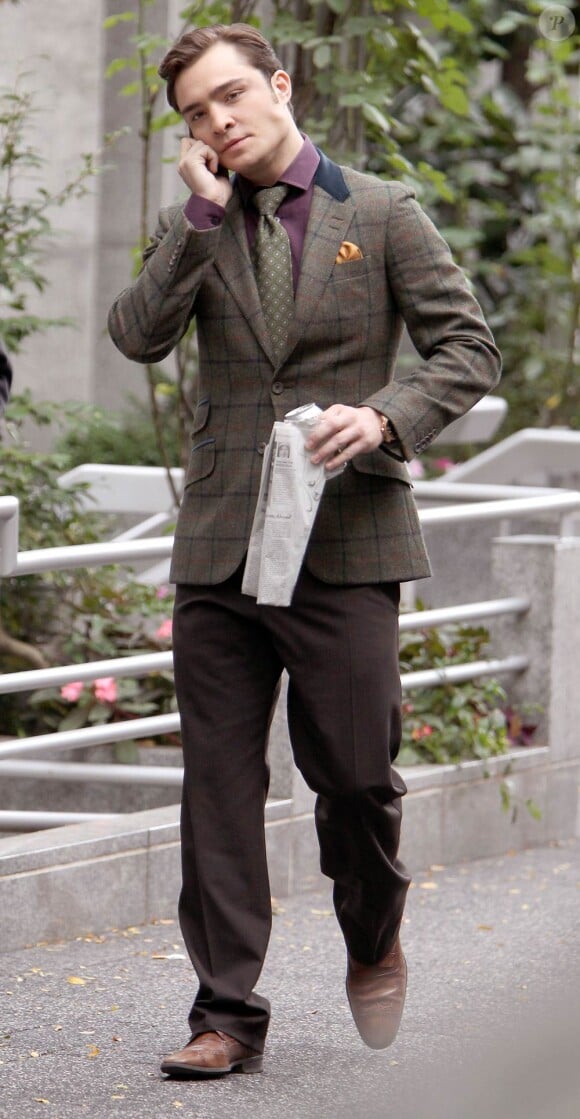 Ed Westwick sur le tournage de Gossip Girl à New York, le 18 octobre 2010