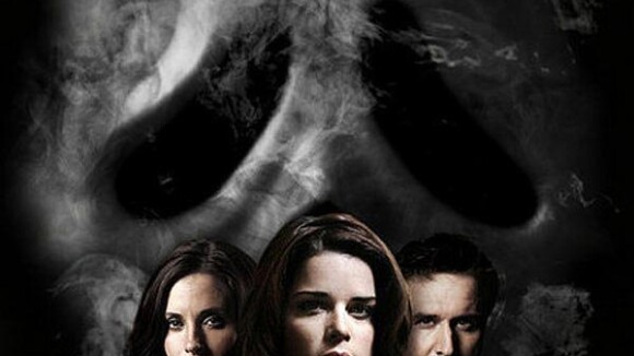Découvrez Courteney Cox, Neve Campbell et Hayden Panettiere dans Scream 4 !