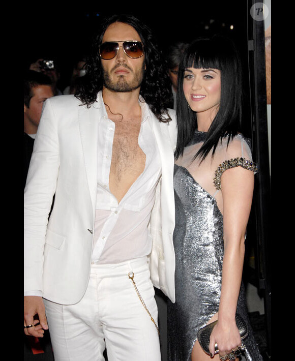 Katy Perry et Russell Brand lors d'une avant-première à Los Angeles en mai 2010