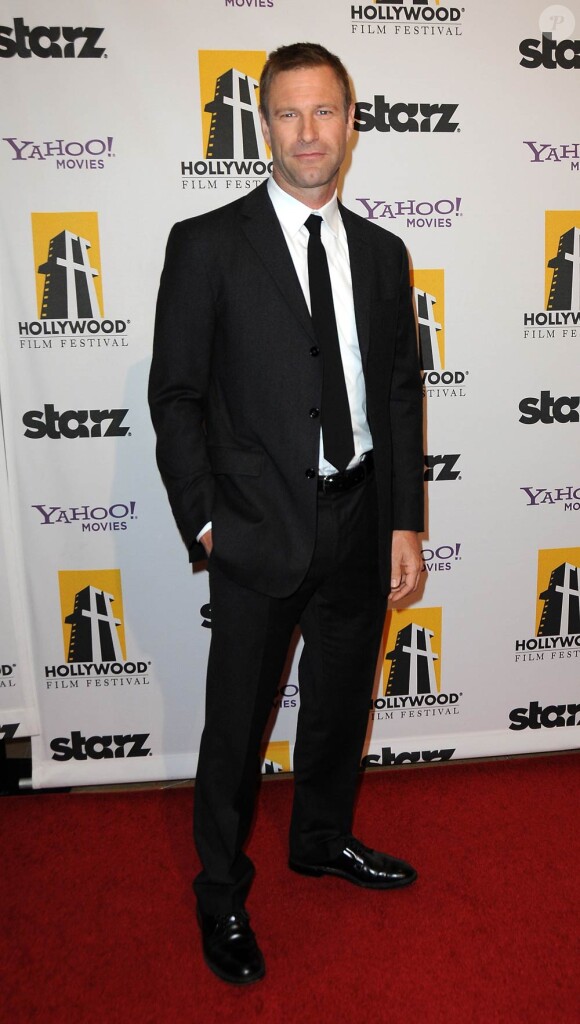 Aaron Eckhart, à l'occasion du 14e Hollywood Awards Gala, qui s'est tenu au Beverly Hilton de Beverly Hills, à Los Angeles, le 25 octobre 2010.