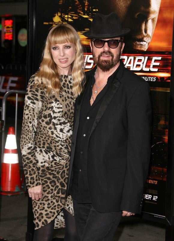Dave Stewart et sa femme, à l'occasion de l'avant-première de Unstoppable, au Regency Village Theatre de Westwood, à Los Angeles, le 26 octobre 2010.