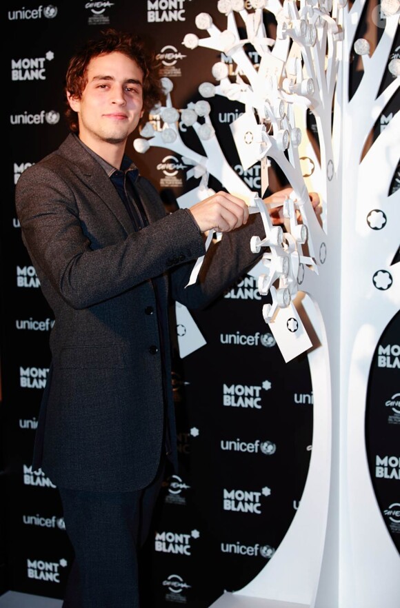 Benjamin Siksou pour l'opération "Wish Tree, l'Arbre desSouhaits", en collaboration avec Montblanc, l'Unicef et le Festival International du Film de Rome, le 28 octobre 2010.