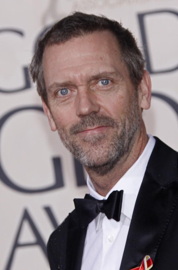 Féodor Atkine (voix de Hugh Laurie dans Dr House) figurera comme guest dans un épisode de la saison 5 de  Section de recherches, intitulé L'Opéra.
