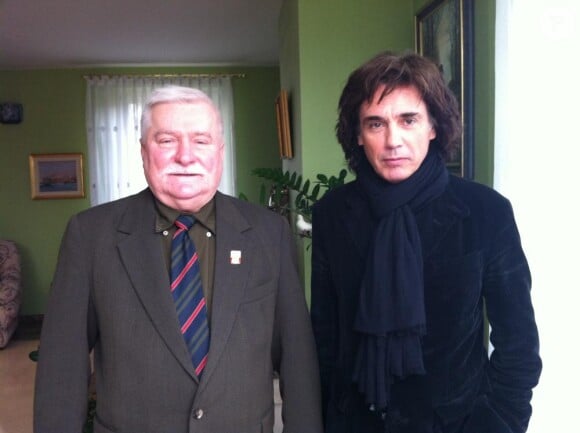 Jean-Michel Jarre est venu rendre visite à Lech Walesa chez lui en Pologne le 12 novembre