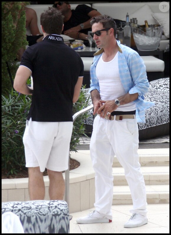 David Arquette en vacances à Miami en charmante compagnie, le 21 novembre 2010