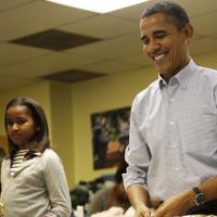 Barack Obama : Avec ses deux filles et son épouse, il veut être un héros !