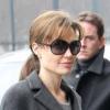 Angelina Jolie se rendant à l'hôtel Meurice à Paris le 1er décembre 2010