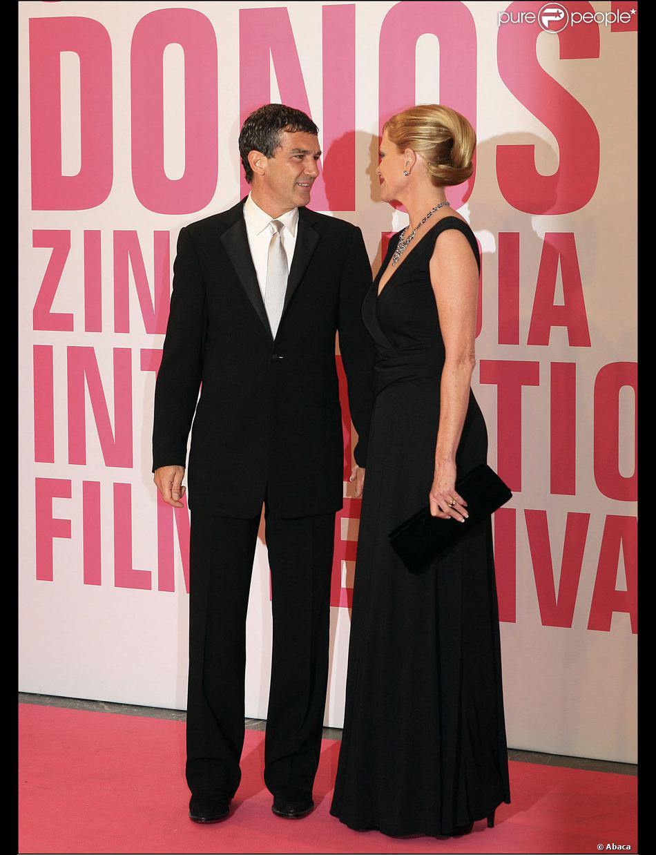Apres 14 Ans De Mariage L Acteur Antonio Banderas Regarde