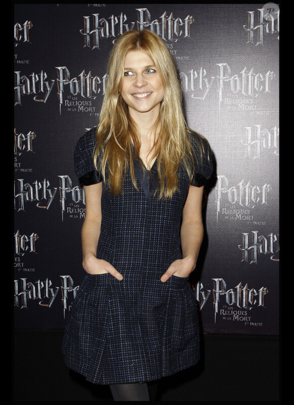 Clémence Poesy à Tours pour l'avant-première d'Harry Potter, le 22 novembre 2010.