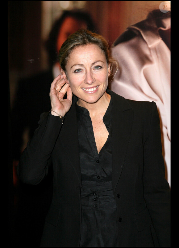 Anne-Sophie Lapix à l'avant-première du film The Tourist, le 13 décembre 2010, à Paris.