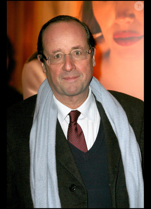 François Hollande à l'avant-première du film The Tourist, le 13 décembre 2010, à Paris.
