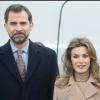 Letizia et Felipe d'Espagne lors de l'inauguration du train à grande vitesse à madrid, le 15 décembre 2010.