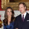 Le prince William et Kate Middleton le 16 novembre 2011 lors de l'annonce de leurs fiançailles.