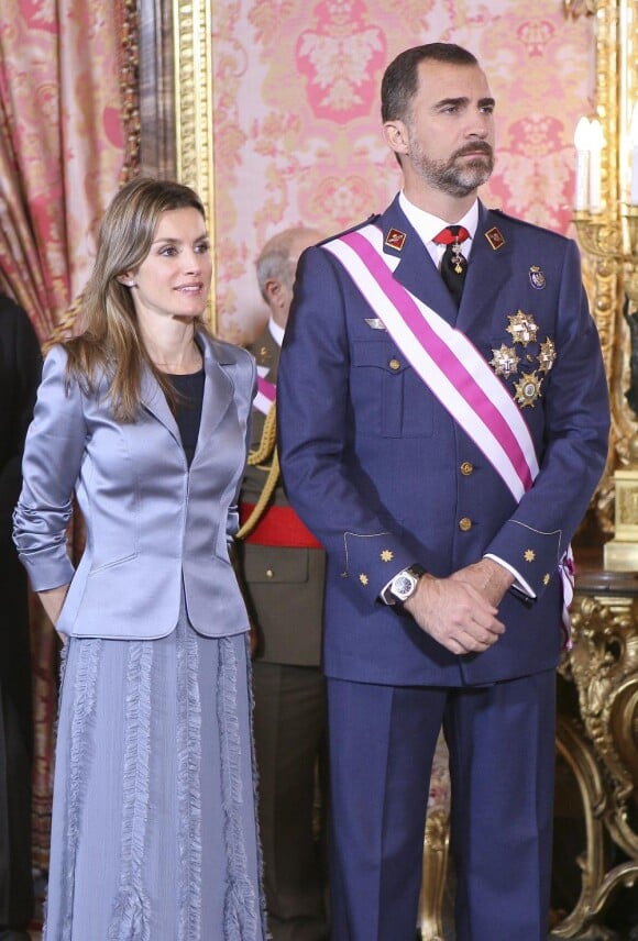 Letizia d'Espagne et Felipe d'Espagne à une cérémonie officielle à Madrid, le 6 janvier 2011.
