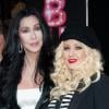 Cher et Christina Aguilera posent à Paris pour la première de Burlesque en décembre 2010