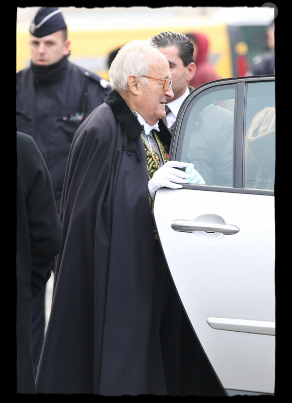 Alain Decaux lors des obsèques de Jean Dutourd en l'église de Saint-Germain-des-Prés à Paris le 21 janvier 2011