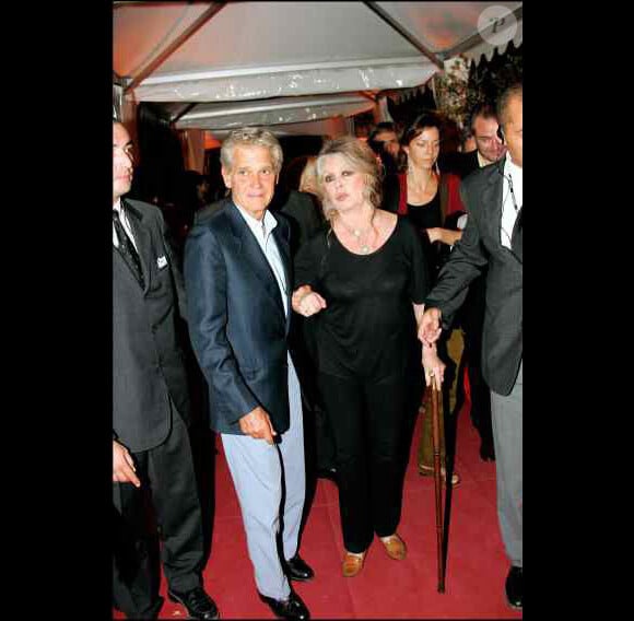 Brigitte Bardot et Bernard d'Ormale en 2004