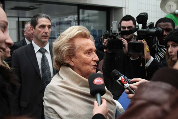 Bernadette Chirac, lancement de l'opération Pièces jaunes, à Paris, le 5 janvier 2011