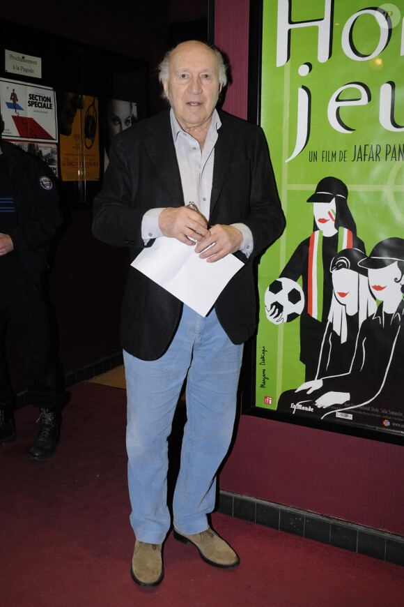 Michel Piccoli lors de la projection du film Hors jeu à Paris en soutien au réalisateur Jafar Panahi le 1er février 2011