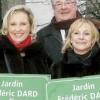 La famille Dard lors de l'inauguration du jardin Frédéric Dard à Paris en décembre 2010 avec Joséphine et Elisabeth notamment