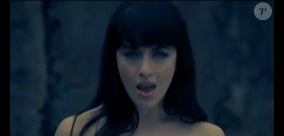 Nolwenn Leroy dévoile clip de Tri Martolod, deuxième extrait de son album Bretonne.