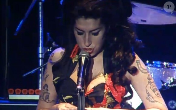 Amy Winehouse en concert à Dubaï, le 11 février 2011