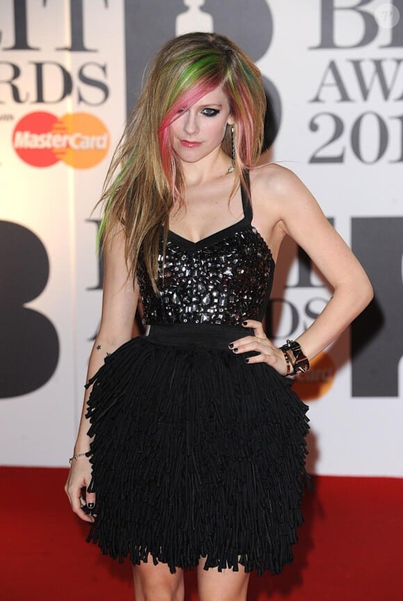 Avril Lavigne lors des Brits Awards le 15 février 2011
