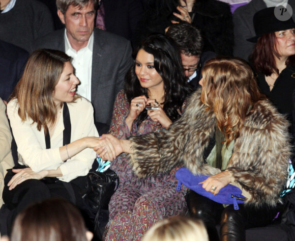 Sofia Coppola, Vanessa Hudgens et Fergie au défilé d'Anna Sui durant la Fashion Week de New York, le 16 février 2011.